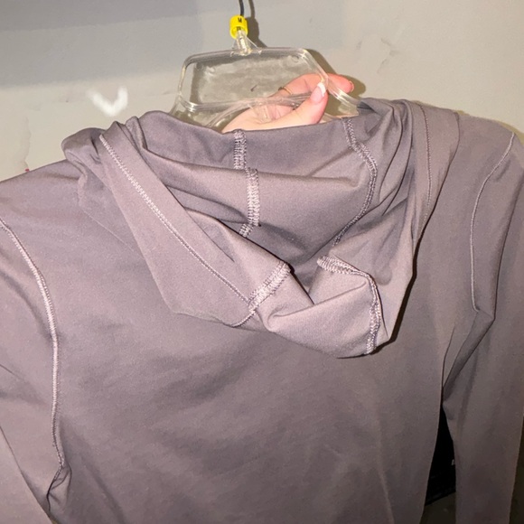 Yogalicious top - Picture 2 of 2